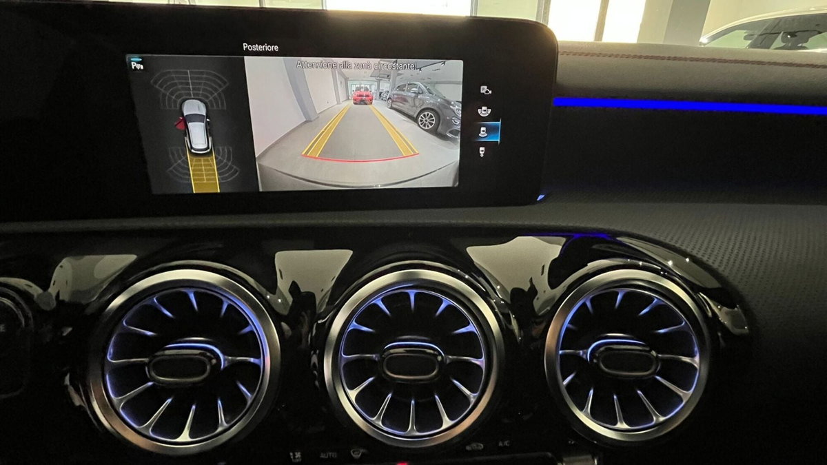 Mercedes-Benz CLA Shooting Brake 200 d Automatic Shooting Brake Premium (20)