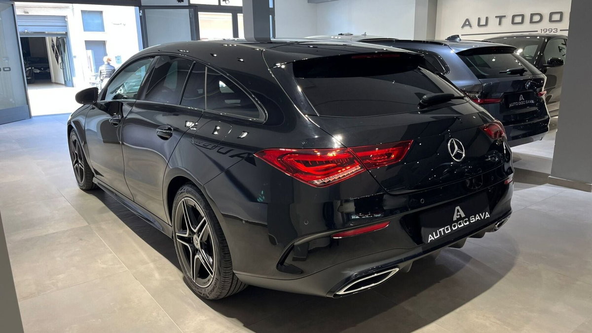 Mercedes-Benz CLA Shooting Brake 200 d Automatic Shooting Brake Premium (5)