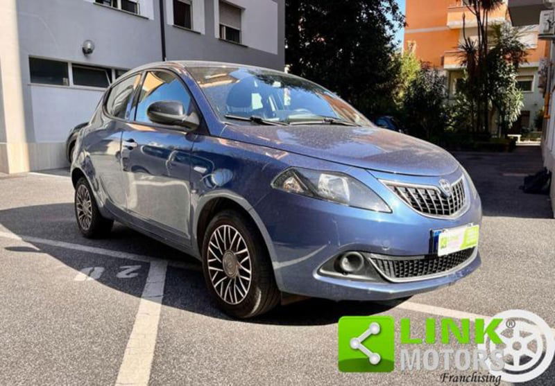 Lancia Ypsilon 1.0 FireFly 5 porte S&S Hybrid Ecochic Gold 