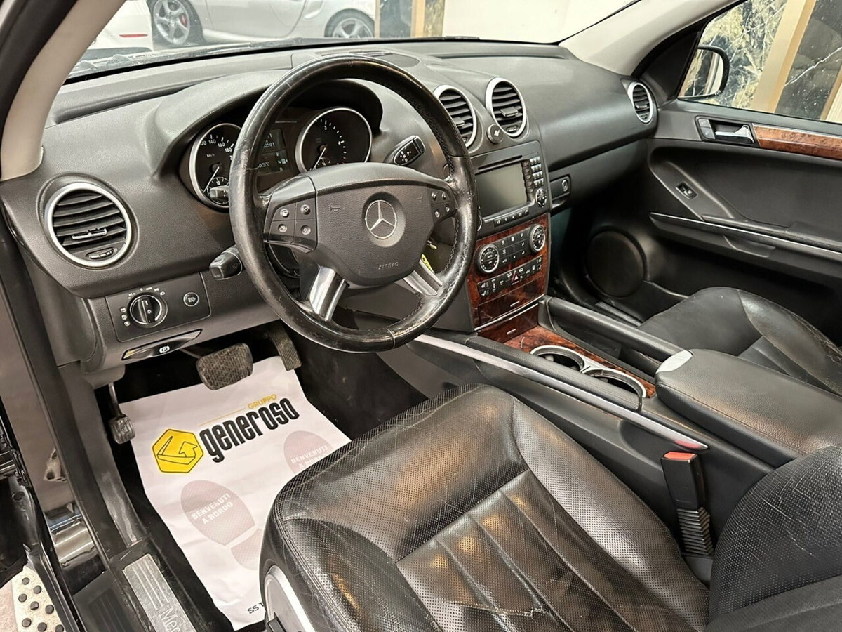 Mercedes-Benz Classe ML 320 CDI Sport (10)