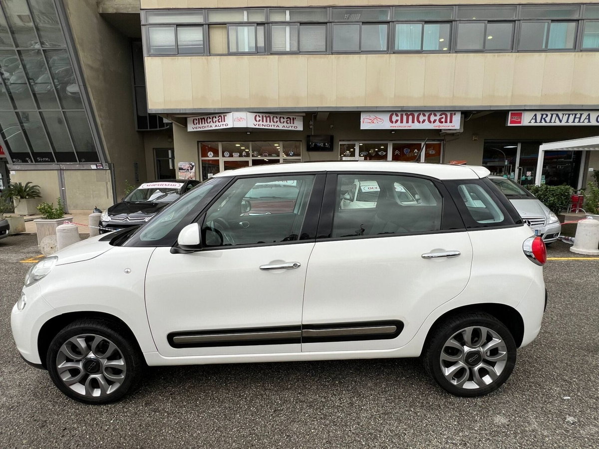 Fiat 500L 0.9 TwinAir Turbo Natural Power Lounge (3)