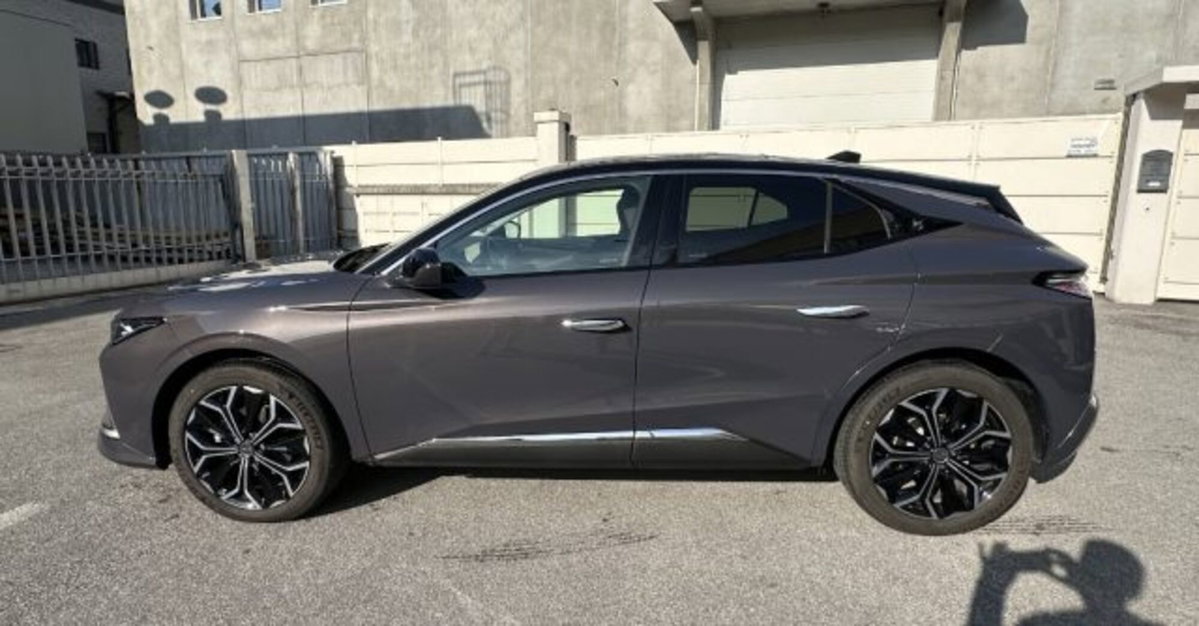 Ds DS 7 1.5 bluehdi Antoine de Saint Exupery 130cv auto (2)
