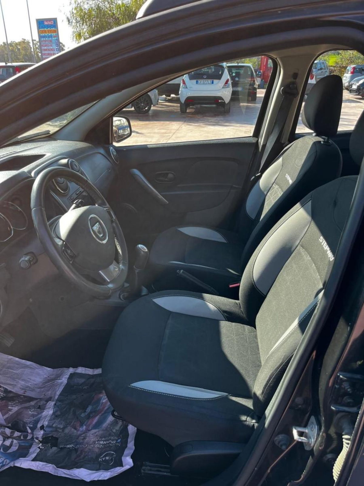 Dacia Sandero Stepway 1.5 dCi 8V 90CV (5)