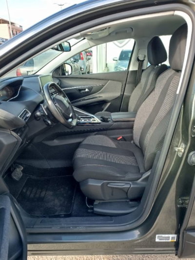 Peugeot 3008 BlueHDi 130 S&S EAT8 Active Pack (13)