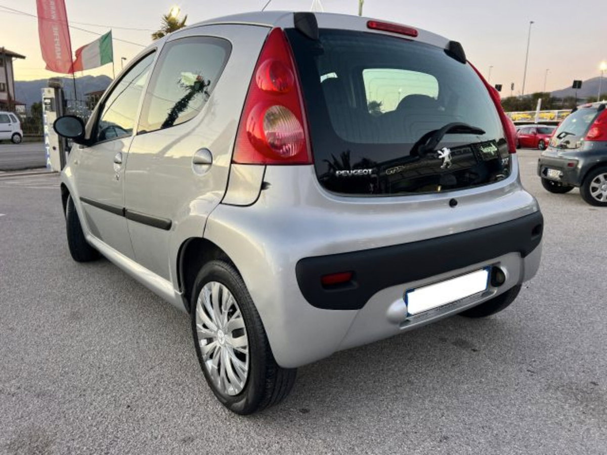 Peugeot 107 HDi 5p. Plaisir