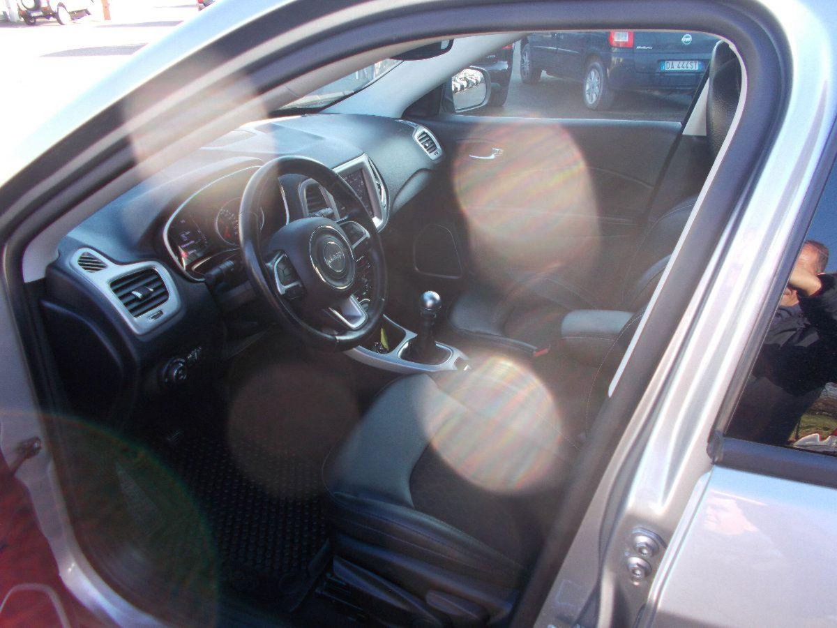 Jeep Compass 1.6 Multijet II 2WD Business (12)