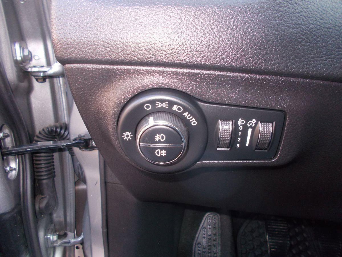 Jeep Compass 1.6 Multijet II 2WD Business (17)