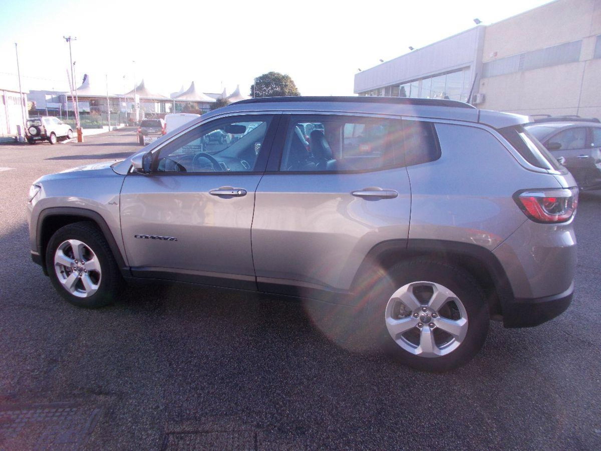 Jeep Compass 1.6 Multijet II 2WD Business (2)