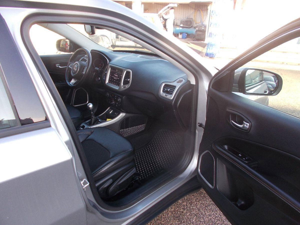Jeep Compass 1.6 Multijet II 2WD Business (5)