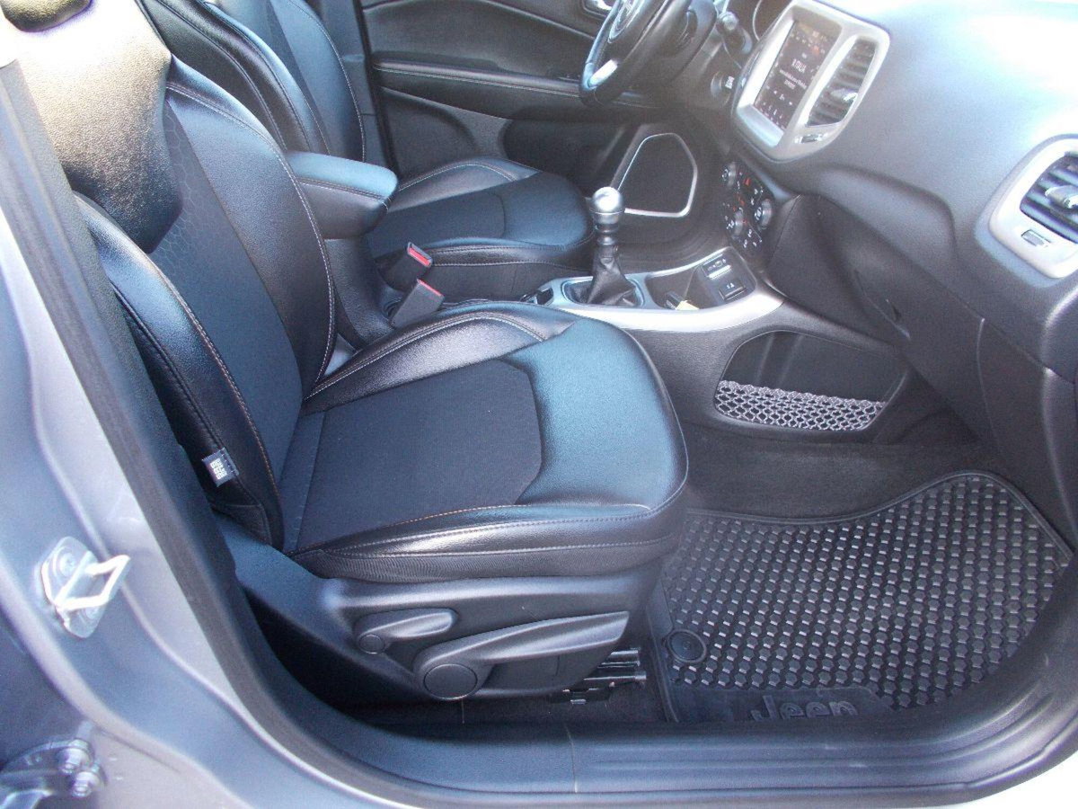 Jeep Compass 1.6 Multijet II 2WD Business (6)