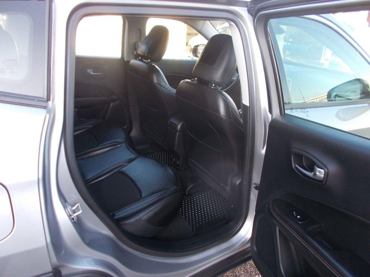 Jeep Compass 1.6 Multijet II 2WD Business (7)