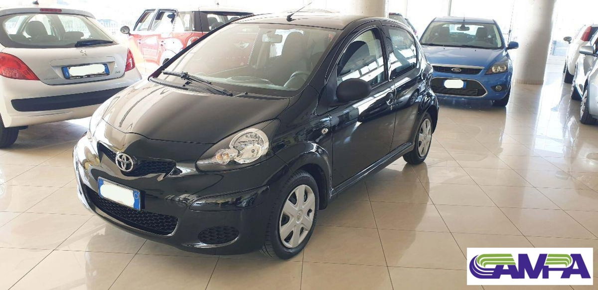 Toyota Aygo 1.0 12V VVT-i 5 porte Now Connect