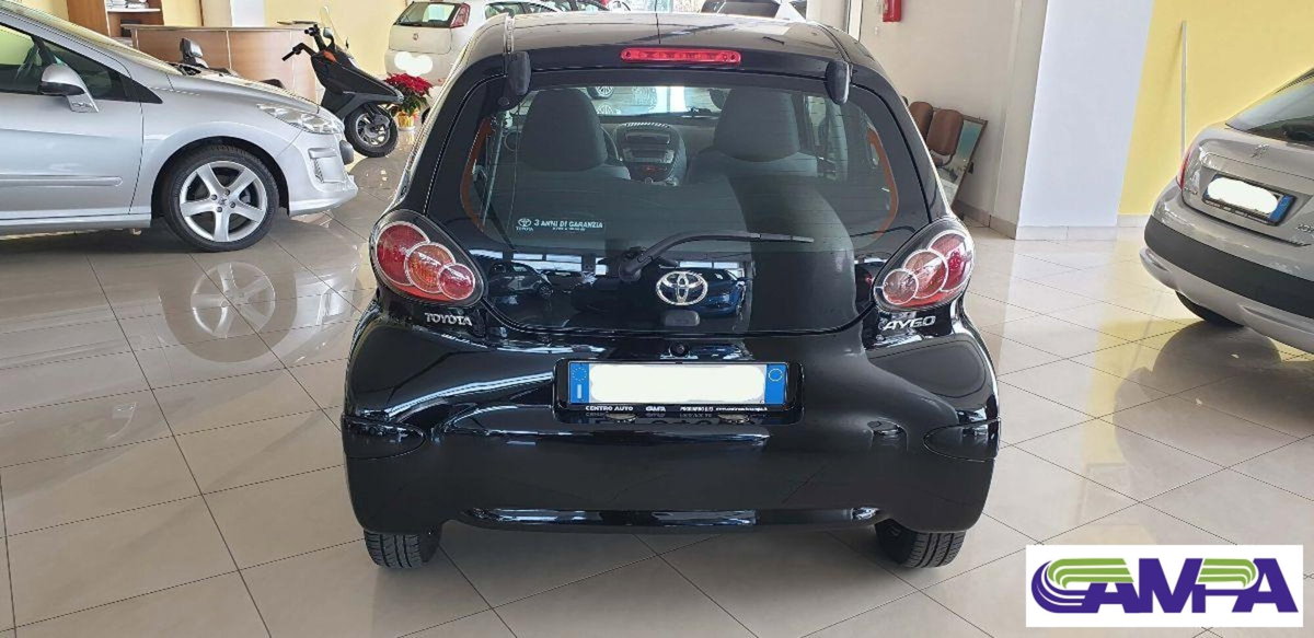 Toyota Aygo 1.0 12V VVT-i 5 porte Now Connect (5)