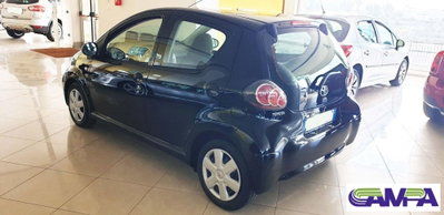 Toyota Aygo 1.0 12V VVT-i 5 porte Now Connect (6)
