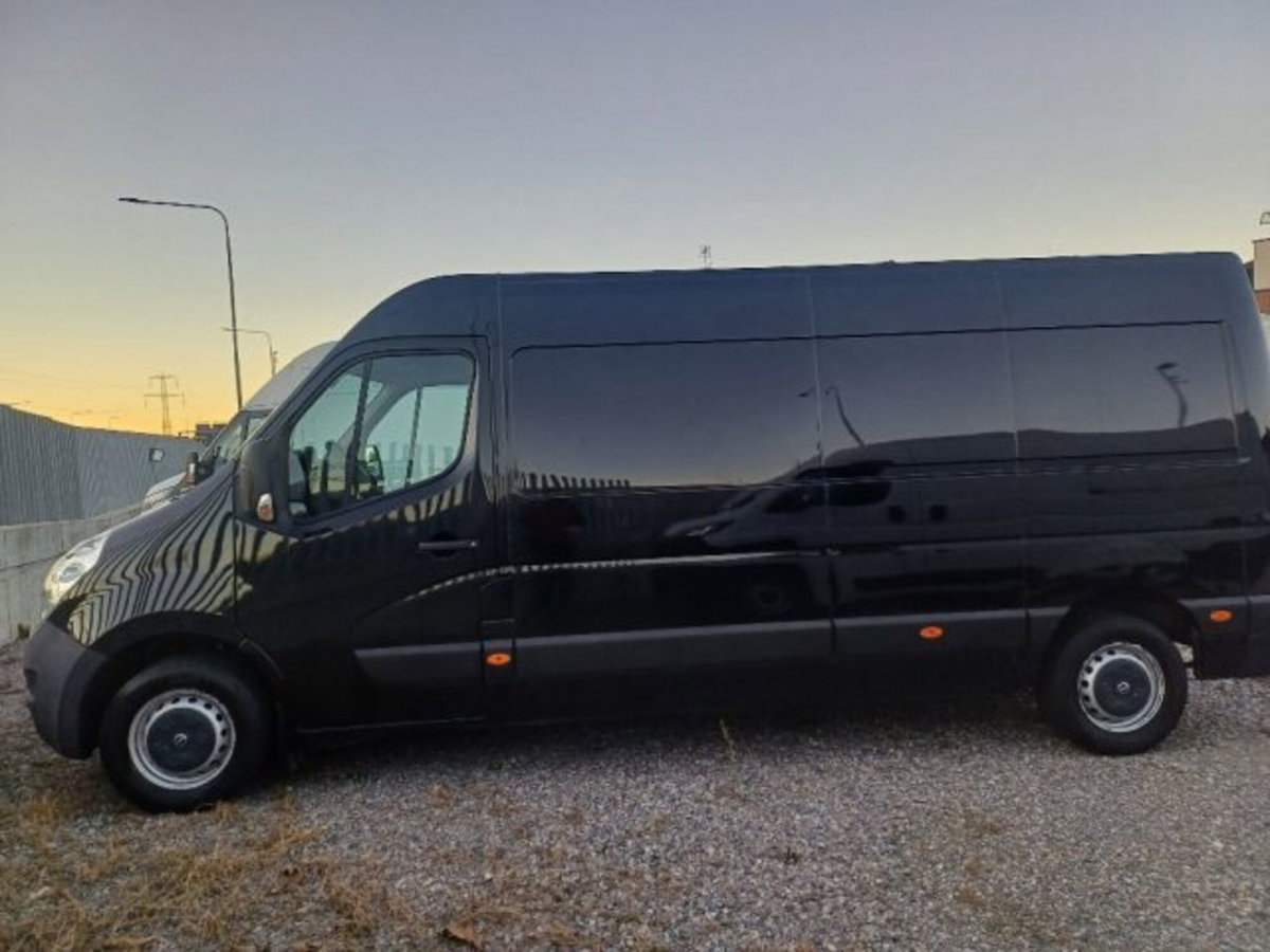 Opel Movano Furgone 35 2.3 CDTI 170CV S&S PL-TM-DC FWD Furgone (2)