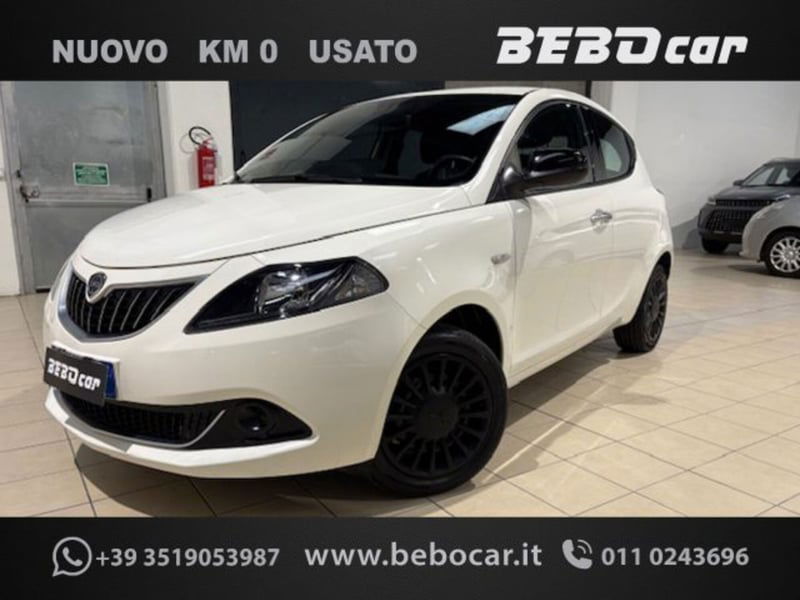 Lancia Ypsilon 1.0 FireFly 5 porte S&S Hybrid Silver Plus