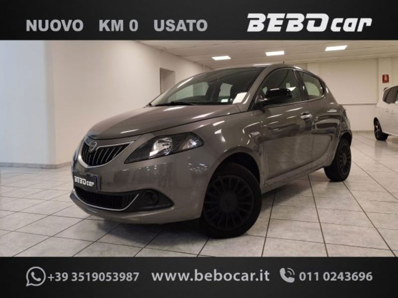 Lancia Ypsilon 1.0 FireFly 5 porte S&S Hybrid Silver Plus