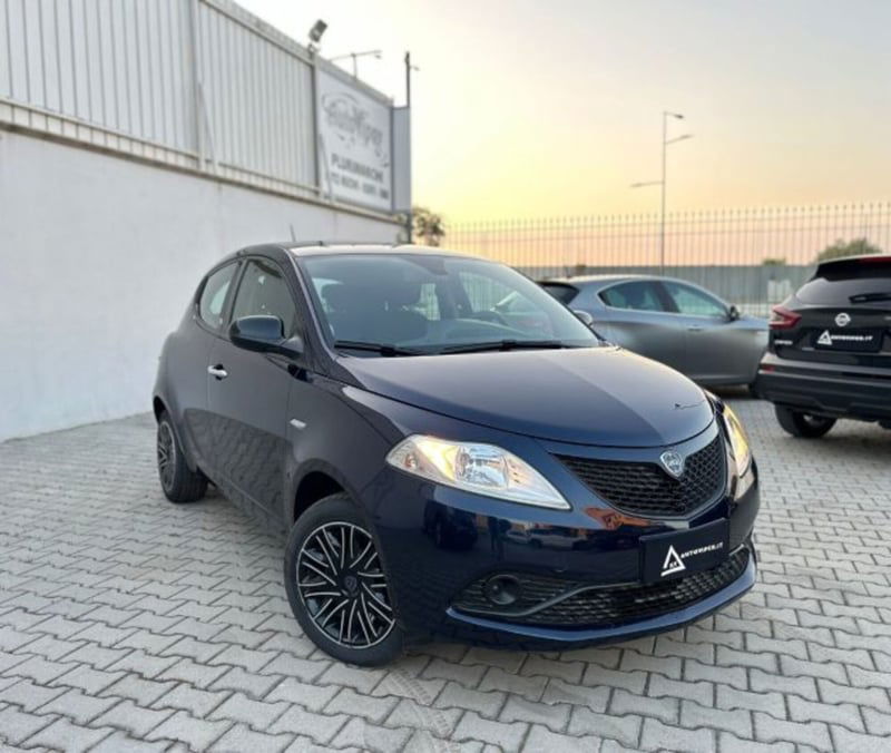 Lancia Ypsilon 1.2 69 CV 5 porte GPL Ecochic Gold