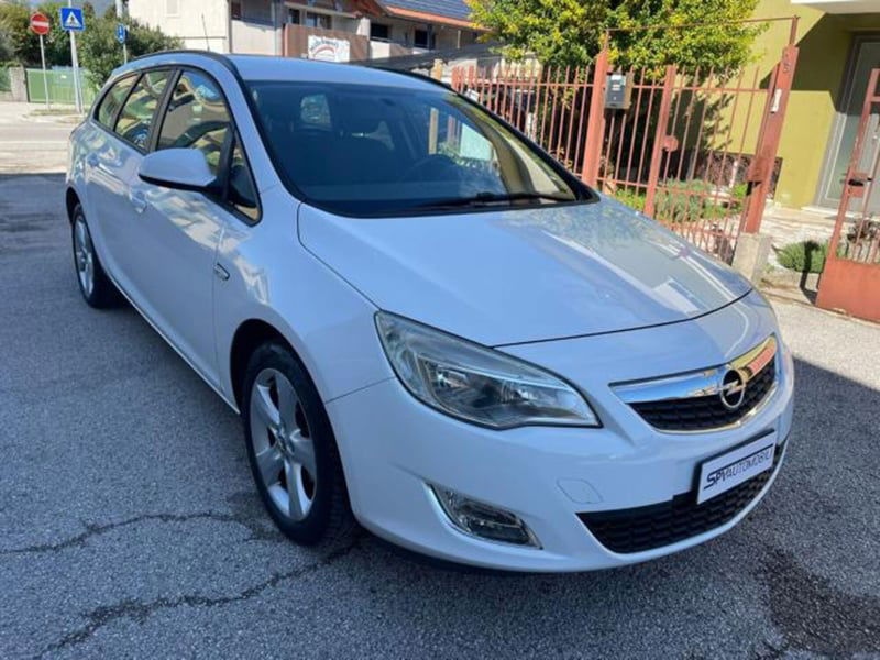 Opel Astra Station Wagon 1.4 Turbo 140CV Sports GPL Tech Cosmo