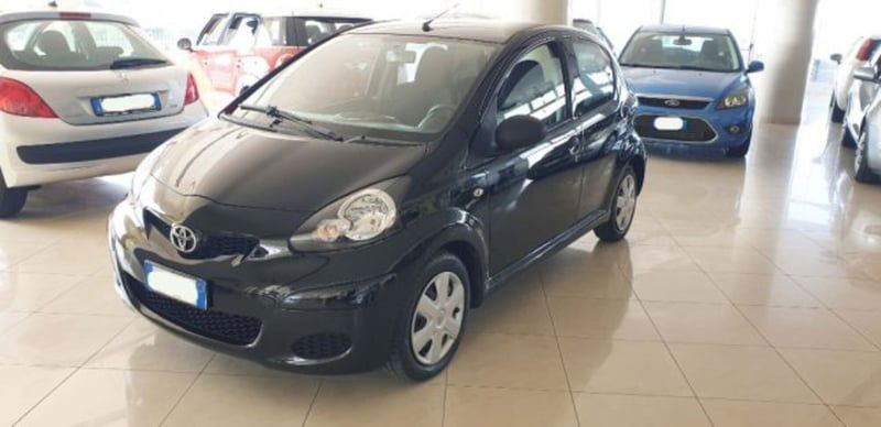 Toyota Aygo 1.0 12V VVT-i 5 porte Now Connect