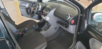 Toyota Aygo 1.0 12V VVT-i 5 porte Now Connect (10)
