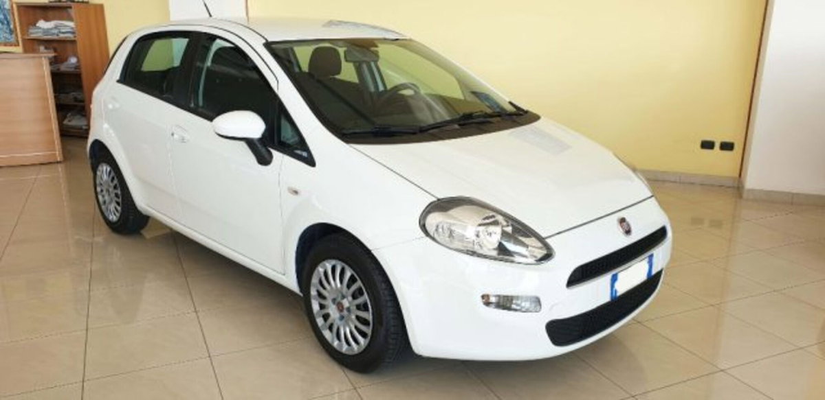 Fiat Punto 1.3 MJT II S&S 85 CV 5 porte ECO Easy (3)