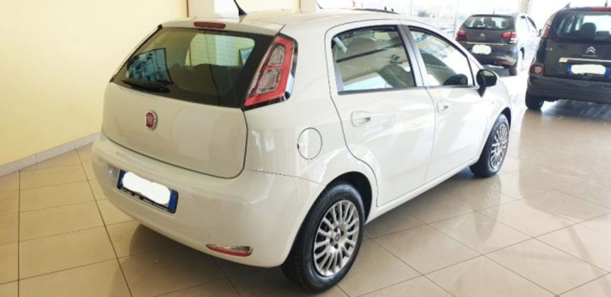 Fiat Punto 1.3 MJT II S&S 85 CV 5 porte ECO Easy (4)