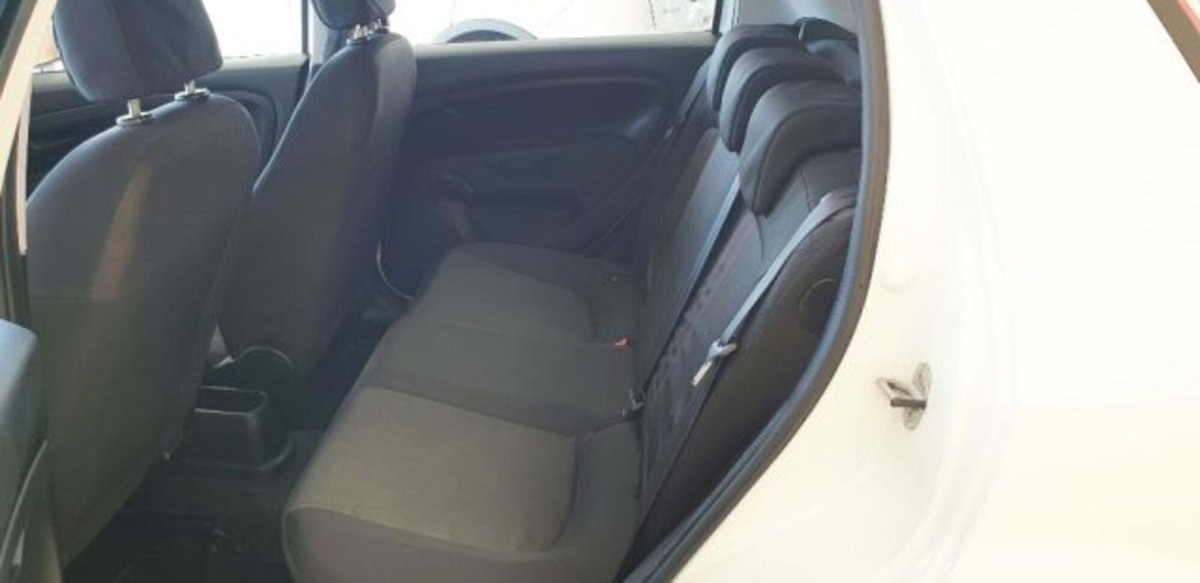Fiat Punto 1.3 MJT II S&S 85 CV 5 porte ECO Easy (8)