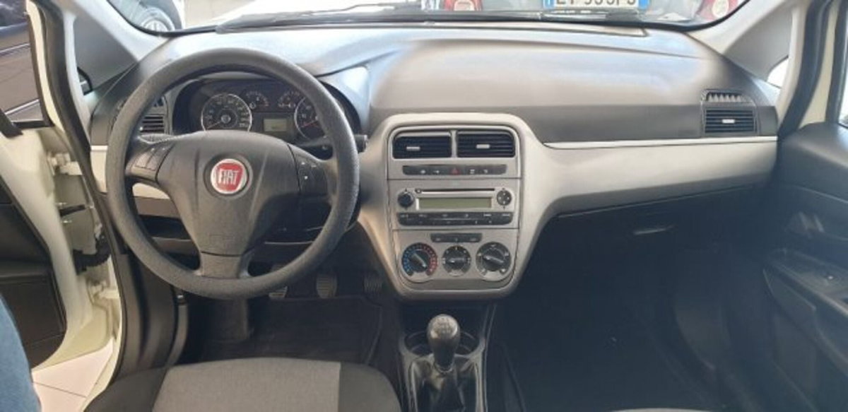 Fiat Punto 1.3 MJT II S&S 85 CV 5 porte ECO Easy (9)