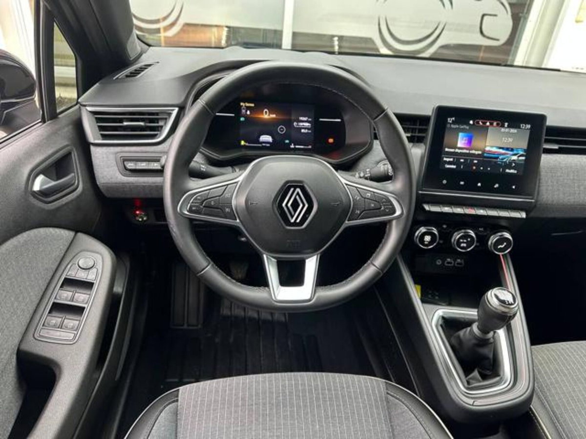 Renault Clio 1.0 tce Techno Gpl 100cv (16)