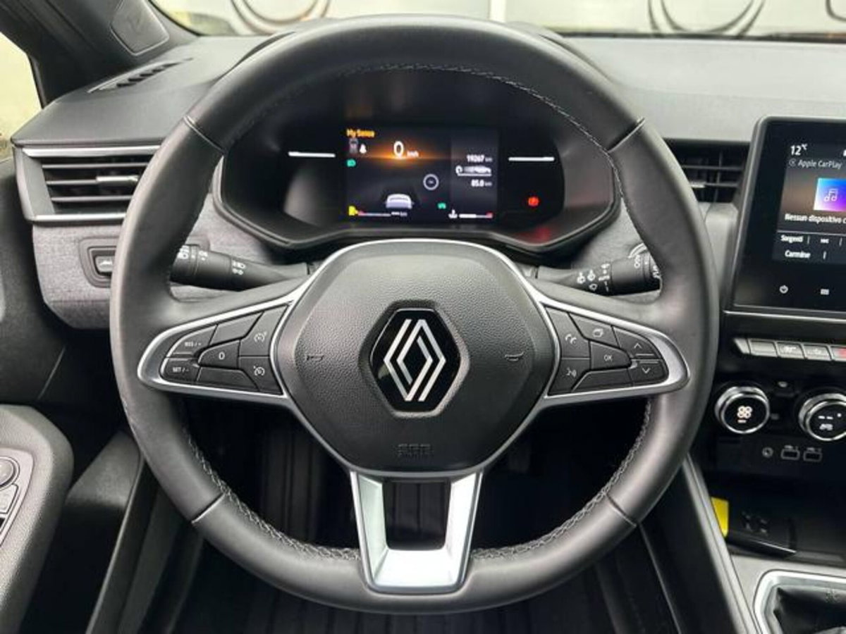 Renault Clio 1.0 tce Techno Gpl 100cv (17)