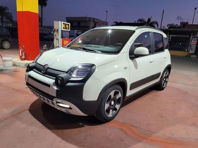 Fiat Panda 1.0 FireFly S&S Hybrid City Cross usata