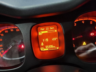 Fiat Panda 1.0 FireFly S&S Hybrid City Cross (18)