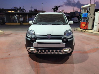 Fiat Panda 1.0 FireFly S&S Hybrid City Cross (2)