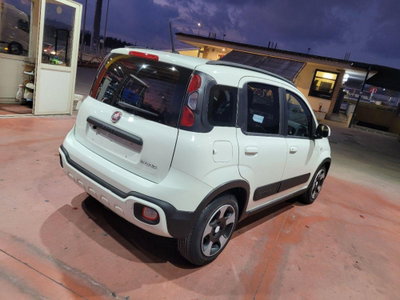 Fiat Panda 1.0 FireFly S&S Hybrid City Cross (7)