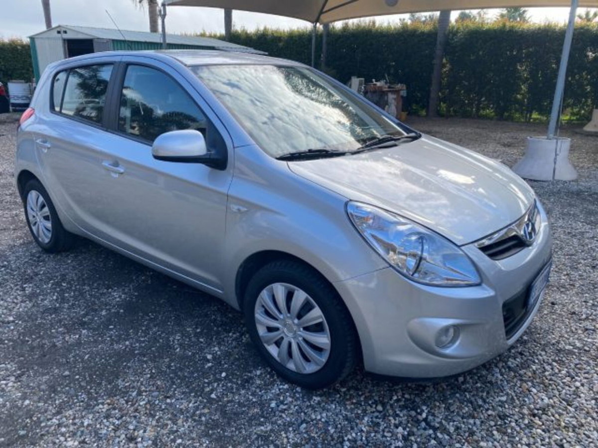 Hyundai i20 1.2 5p. Comfort (2)