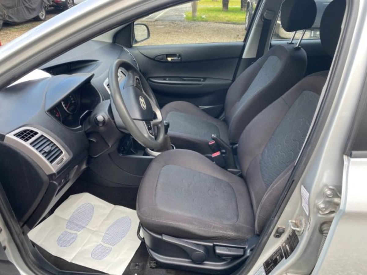 Hyundai i20 1.2 5p. Comfort (6)