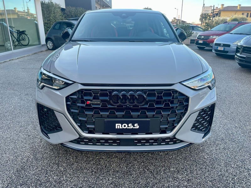 Audi RS Q3 2.5 quattro s-tronic
