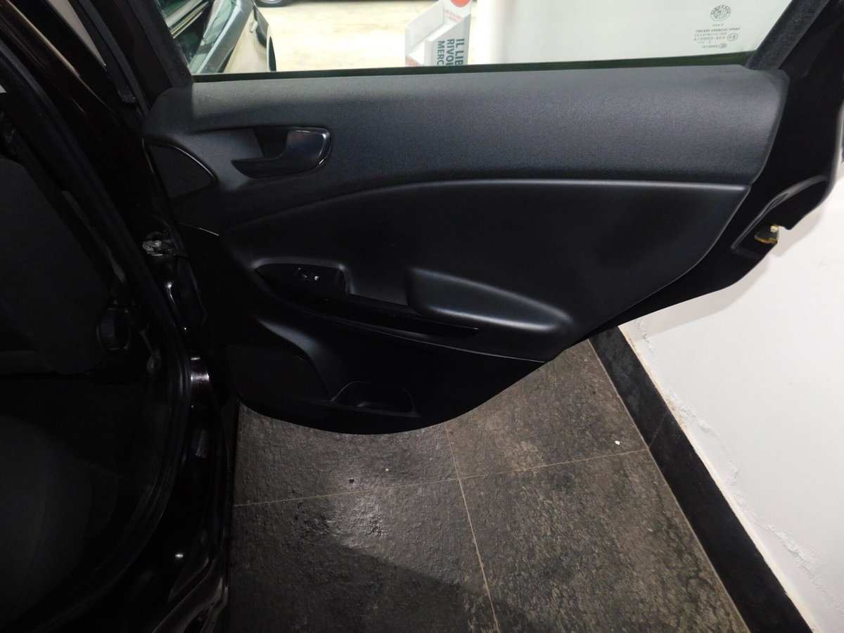 Alfa Romeo Giulietta 1.4 Turbo Distinctive Gpl 120cv E6 (13)