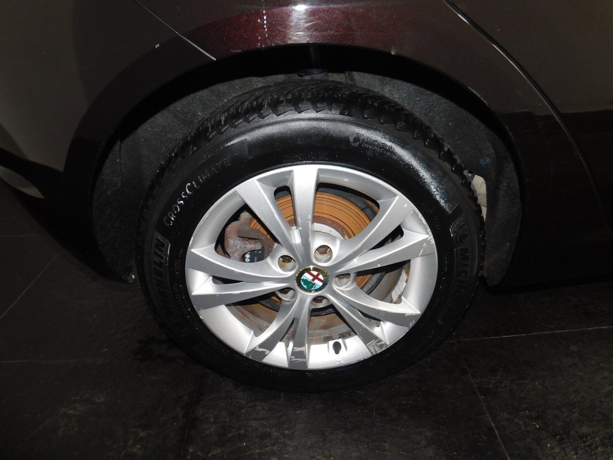 Alfa Romeo Giulietta 1.4 Turbo Distinctive Gpl 120cv E6 (16)