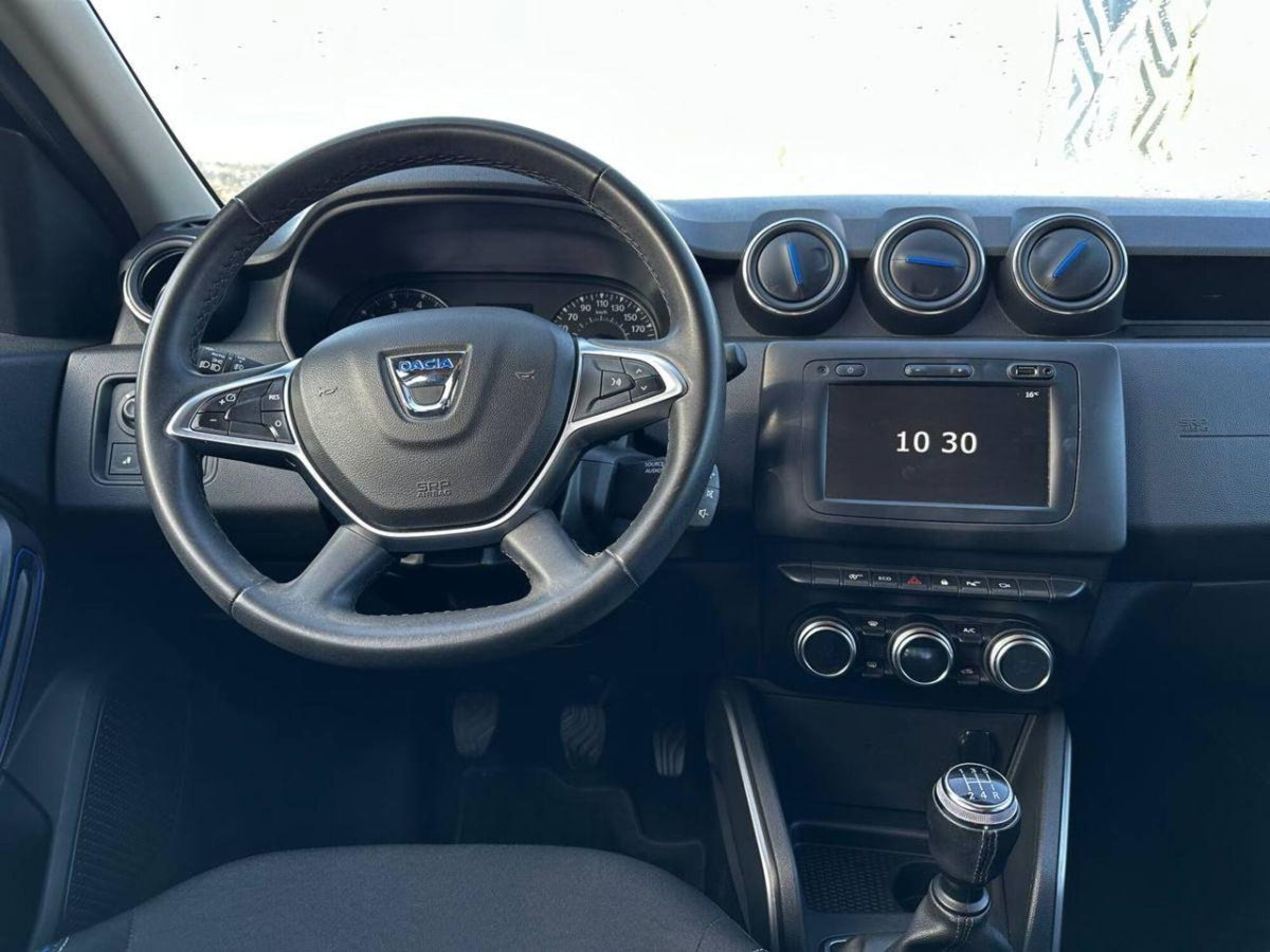 Dacia Duster 1.0 TCe 100 CV ECO-G 4x2 Essential (9)