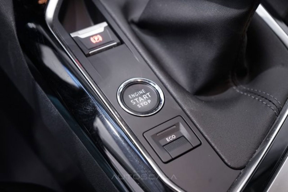 Peugeot 3008 PureTech Turbo 130 S&S Active Pack (18)