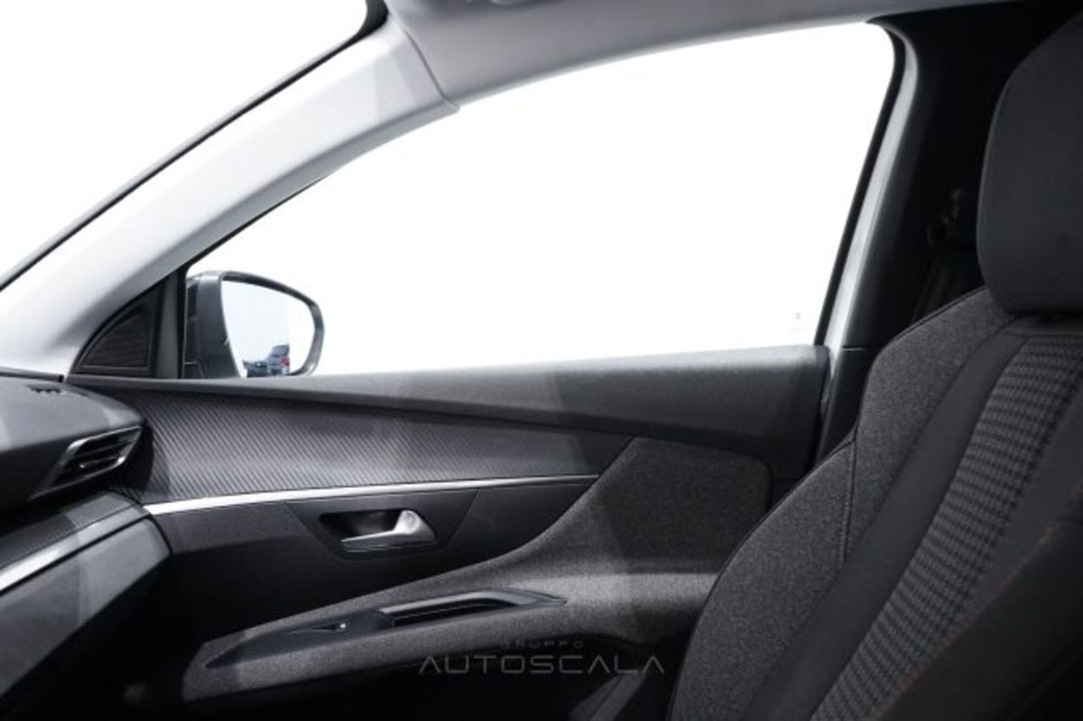 Peugeot 3008 PureTech Turbo 130 S&S Active Pack (20)