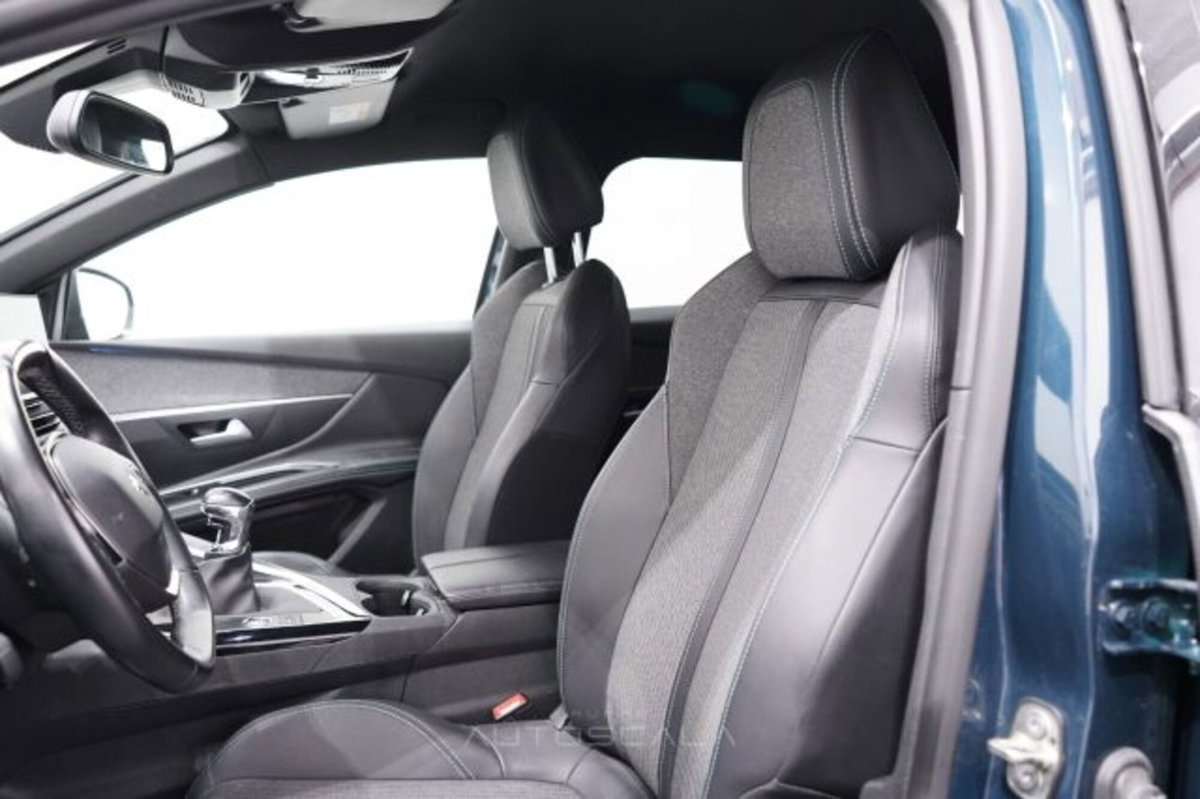 Peugeot 3008 PureTech Turbo 130 S&S Allure Pack (10)