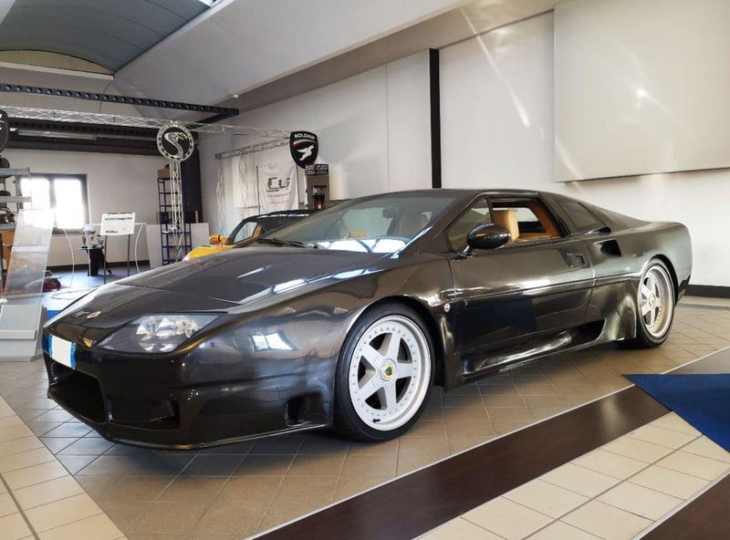 Lotus Esprit 2.2i turbo cat SE