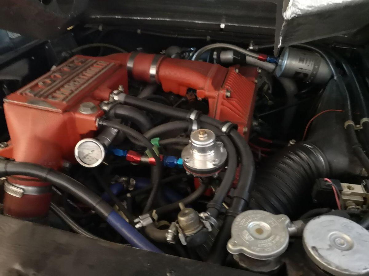 Lotus Esprit 2.2i turbo cat SE (16)