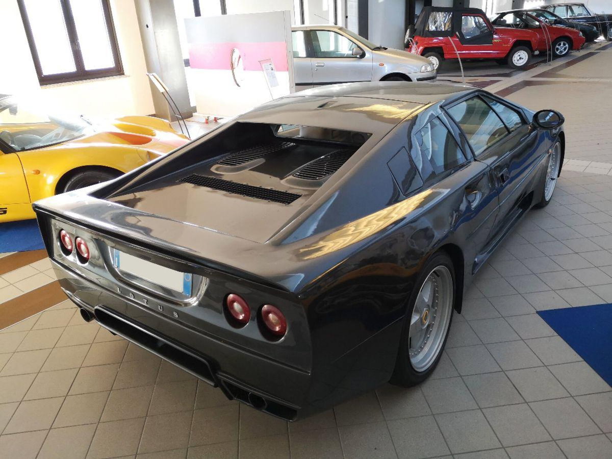 Lotus Esprit 2.2i turbo cat SE (3)