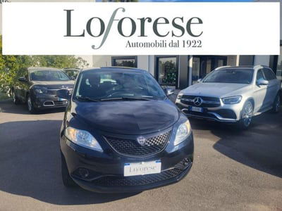 Lancia Ypsilon 1.2 69 CV 5 porte Silver usata