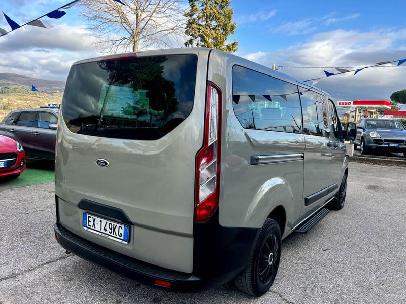 Ford Tourneo Custom 300 2.2 TDCi 125CV PC Titanium