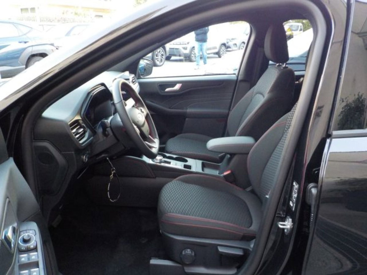 Ford Kuga 2.5 Full Hybrid 190 CV CVT 2WD Vignale (6)